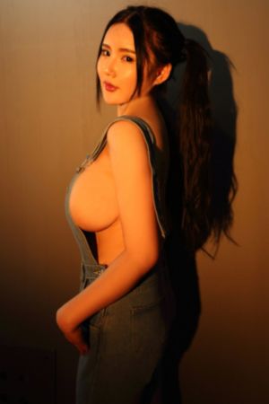 午夜精品免费_蓝光在线观看视频