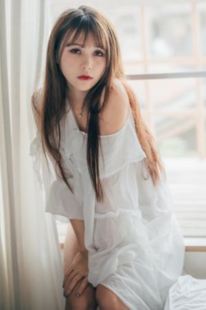 办公室撕开奶罩吮奶电影在线_BD韩语视频大全